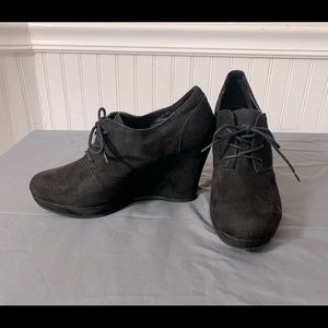 X.Appeal size 9 wedge woman’s shoes black